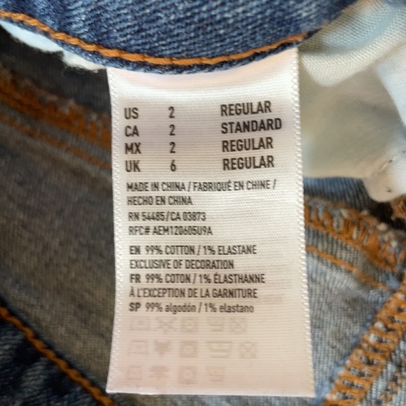 AMERICAN EAGLE TOMGIRL JEANS WOMEN - Picture 3 of 5